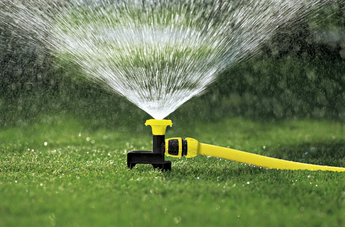 Дождеватель круговой на пике CS 90 spike Karcher 2